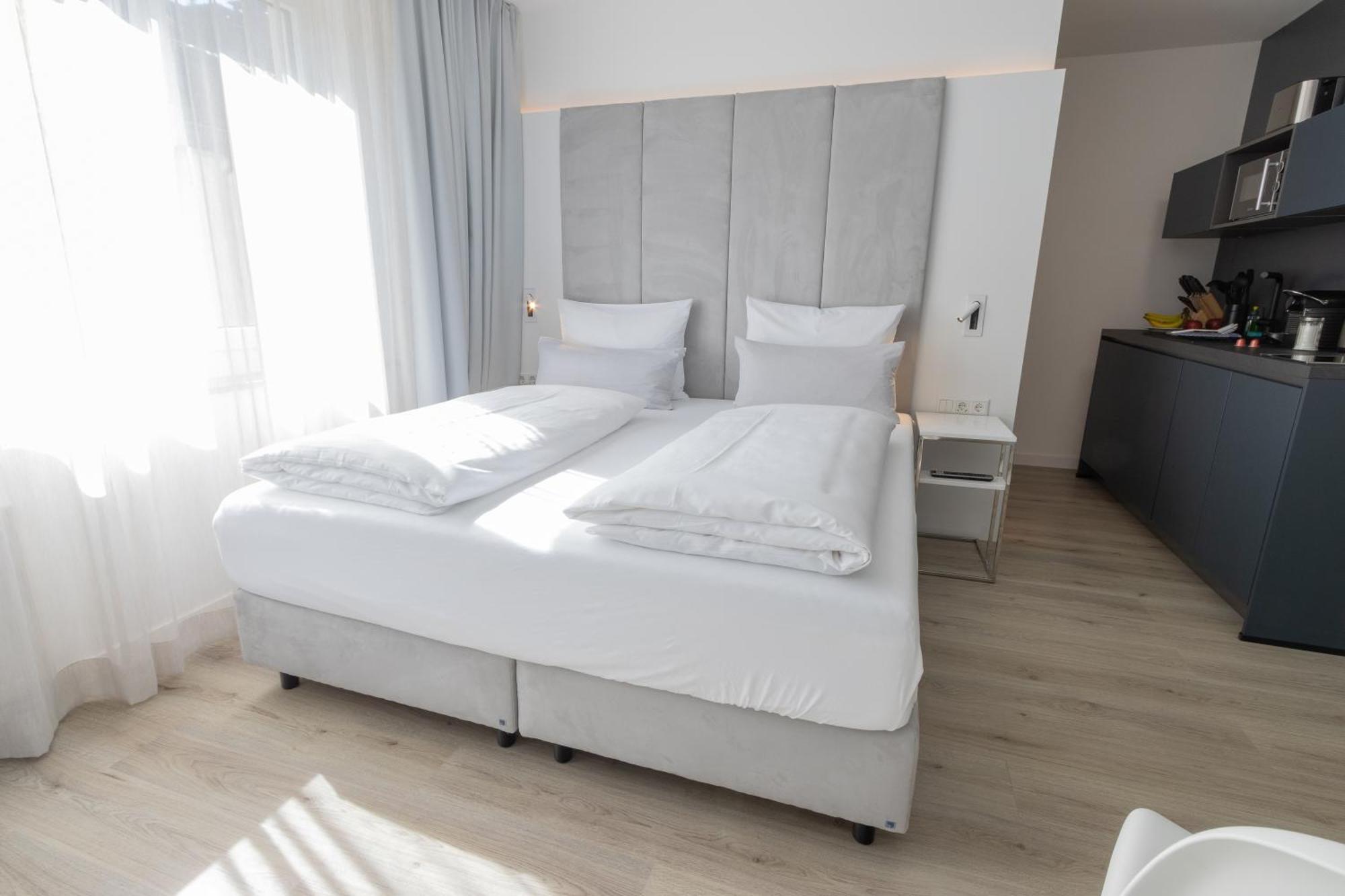 Zzzpace Smart-Hotel Krefeld Exterior foto