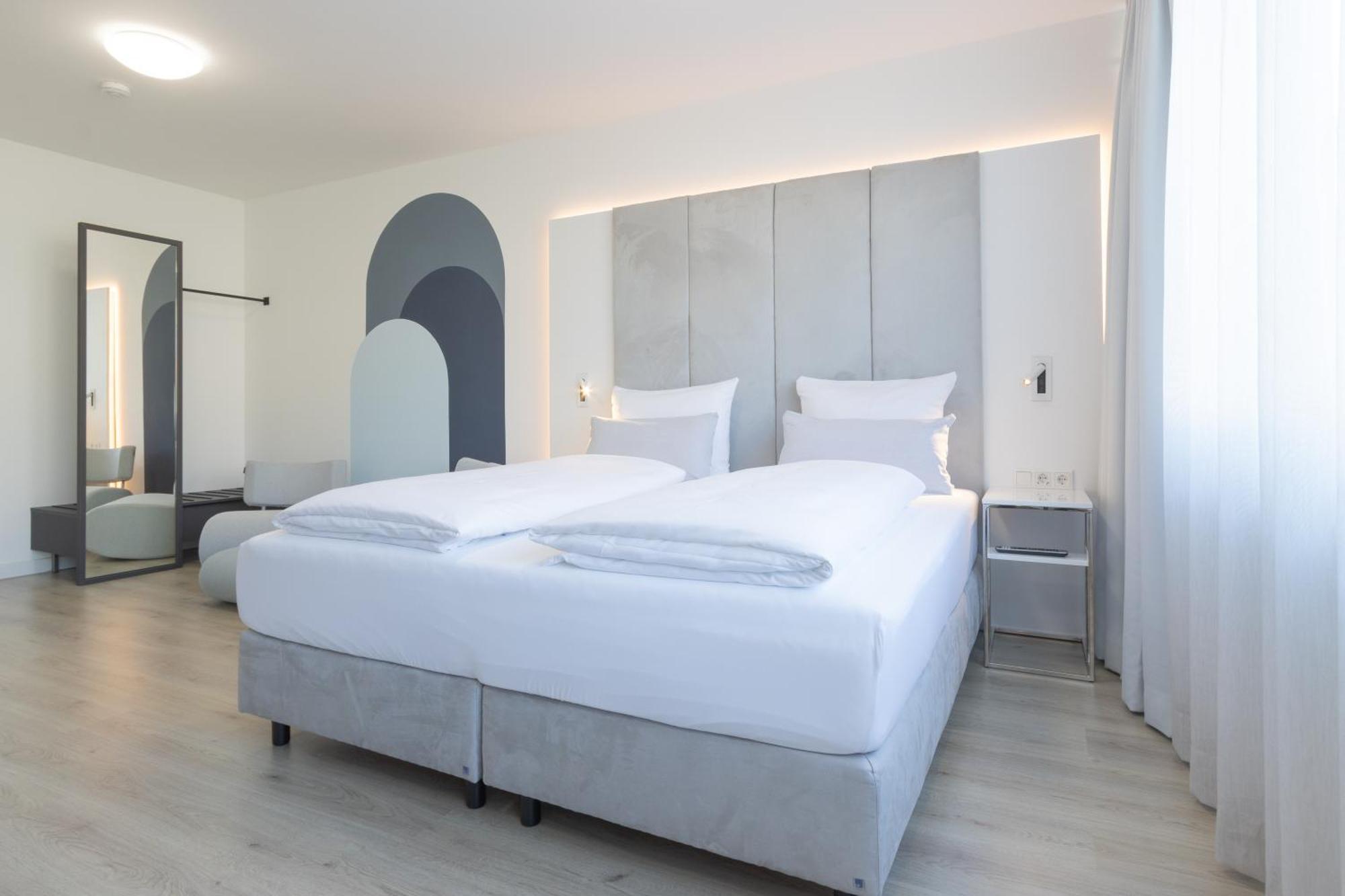Zzzpace Smart-Hotel Krefeld Exterior foto